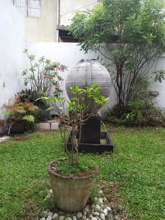 Bed & Breakfast Mini'S Residence Colombo